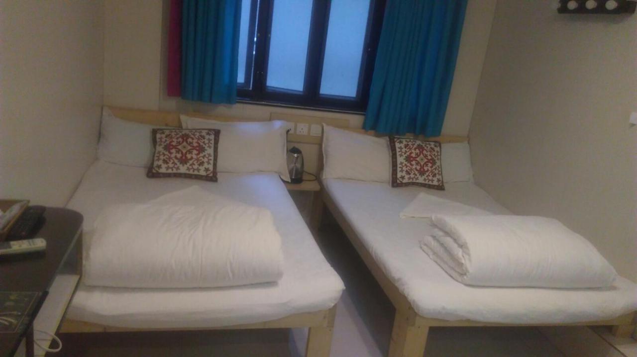 New Hoover Hostel Hong Kong Bagian luar foto