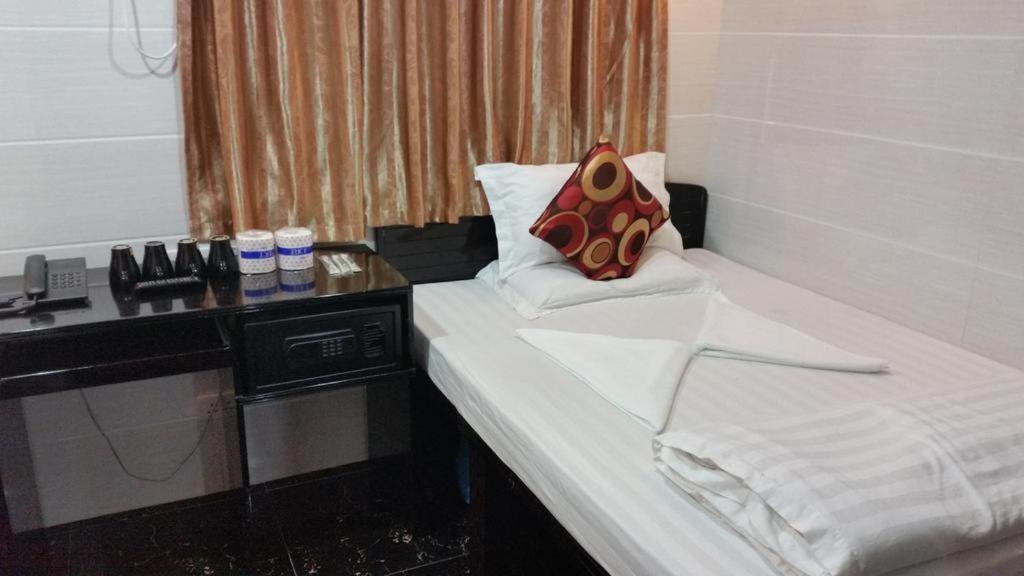 New Hoover Hostel Hong Kong Bagian luar foto